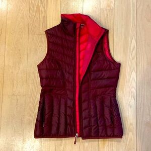 Athleta puffy vest